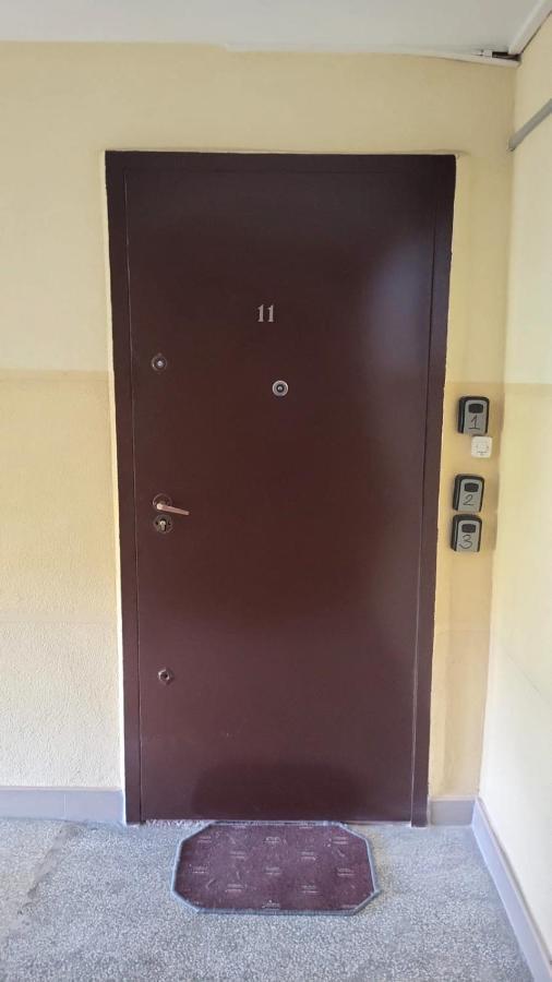 Hostel Lemuria Pokoje Wlk Niedzwiedzicy Legnica Exterior foto